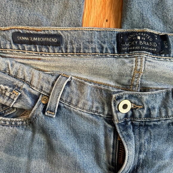Lucky Brand jeans - Picture 2 of 3
